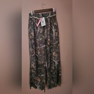 Cider Cotton Blend Mid Rise Elastic Waist Floral Camo Wide Leg Trousers NWT